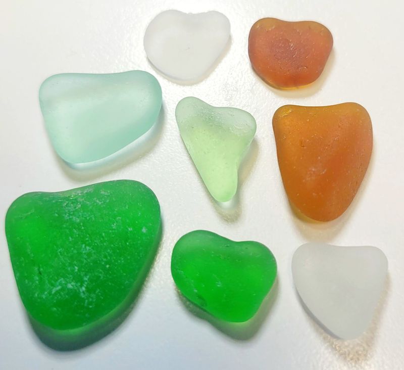 Hearts of Many Sizes - 8pcs