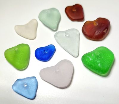 Drilled Hearts - 9pcs