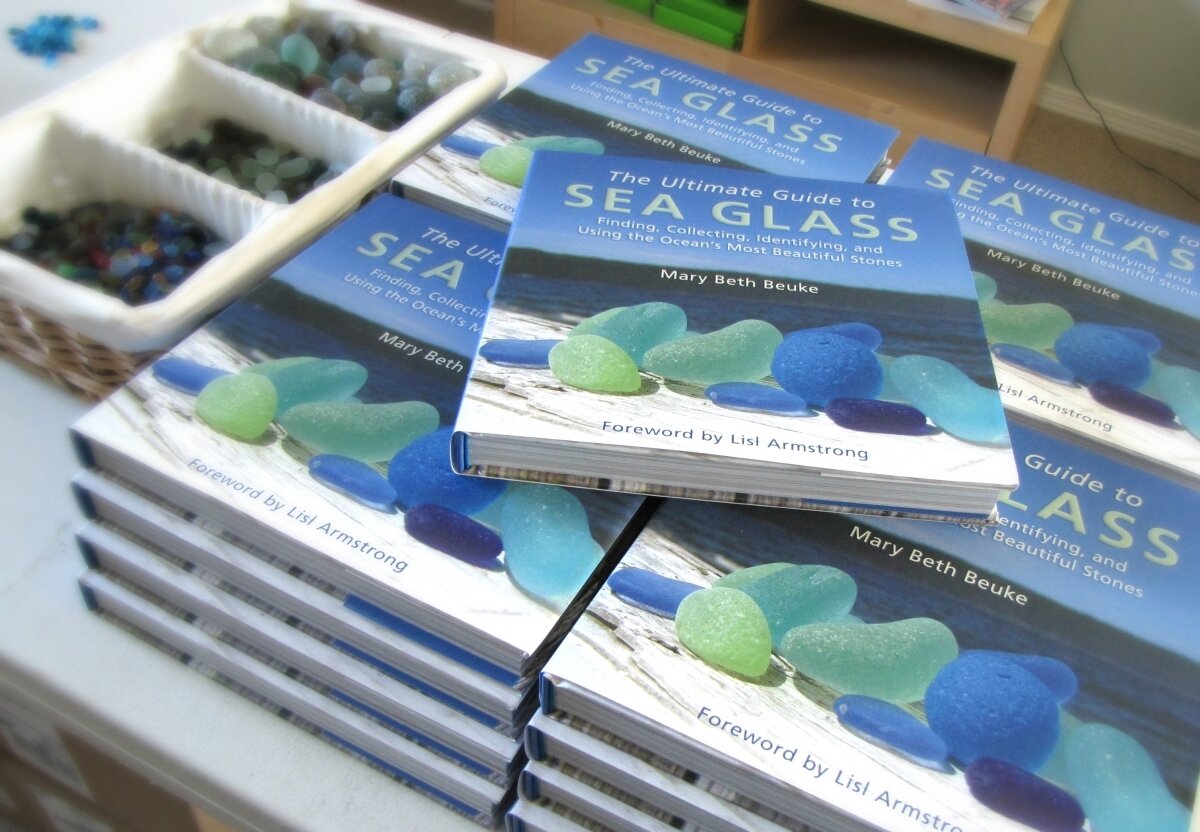 Signed hardback book, Signed hardback book, "coffee table" version. "The Ultimate Guide to Sea Glass" - 5 Stars!