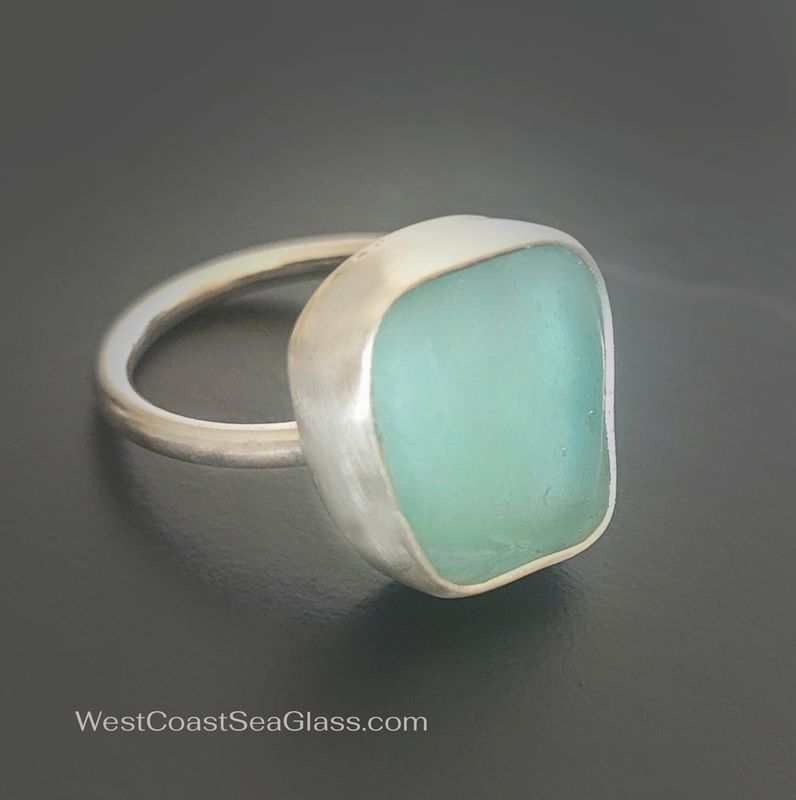 Aqua Squared Ring Size 7.5 - 9 Aqua Squared Ring Size 7.5 - 9