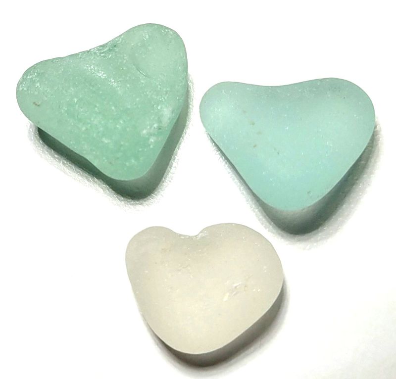 Chubby Sea Glass Hearts - 3pcs Chubby Sea Glass Hearts - 3pcs