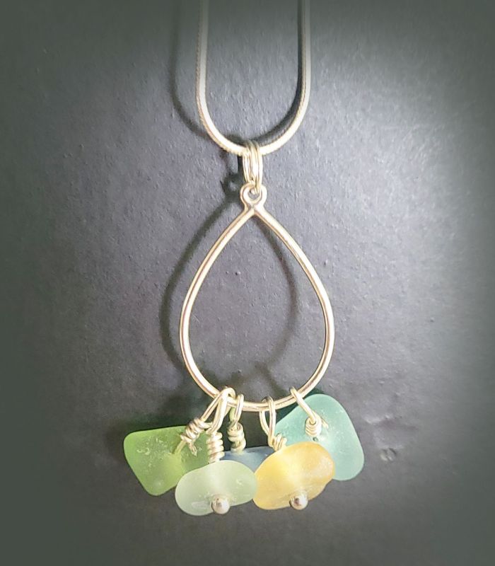 Soft Spring Cluster Necklace