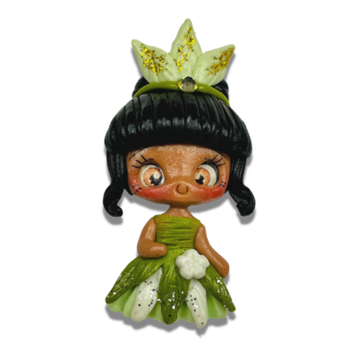 TA19:  Tiana Princess Clay Bow Center