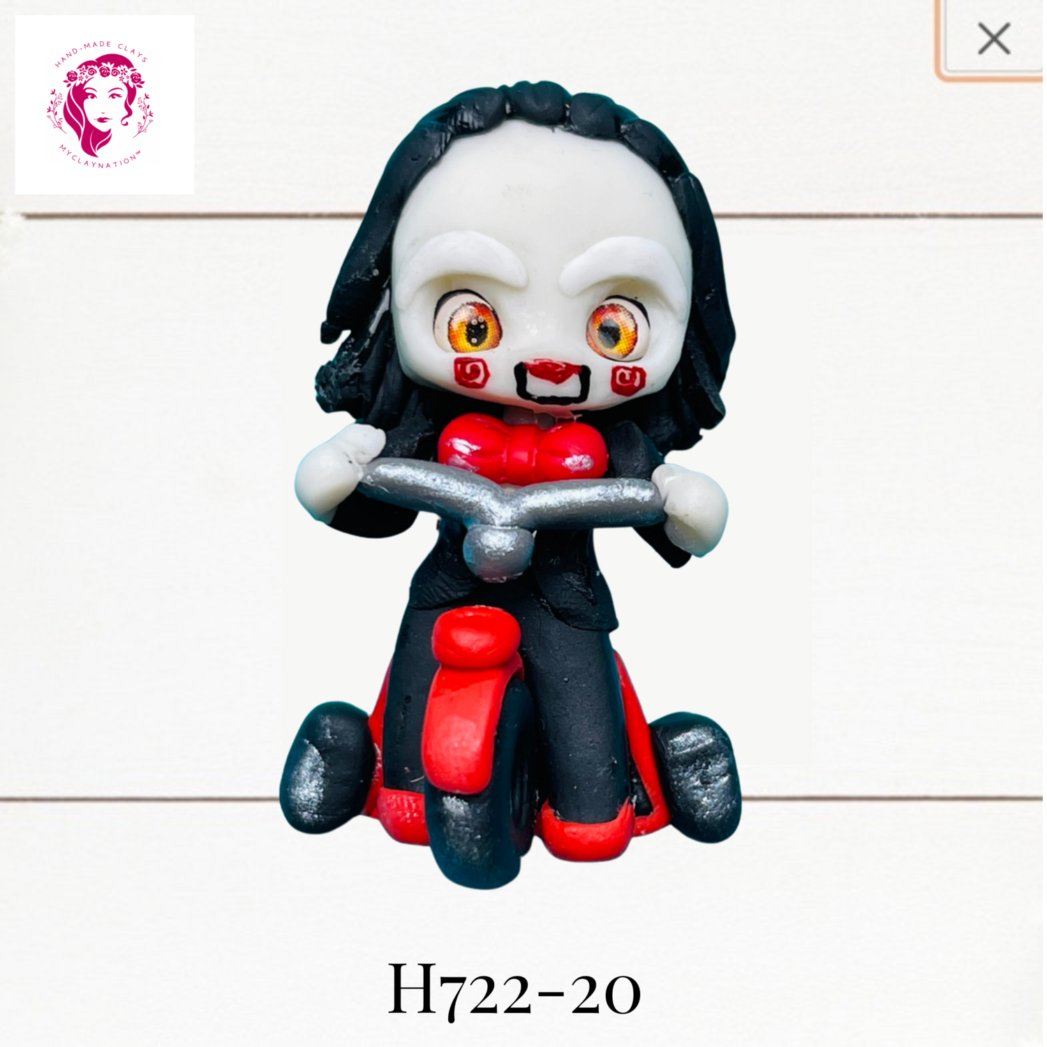 H722-20: Halloween Clay Bow Center