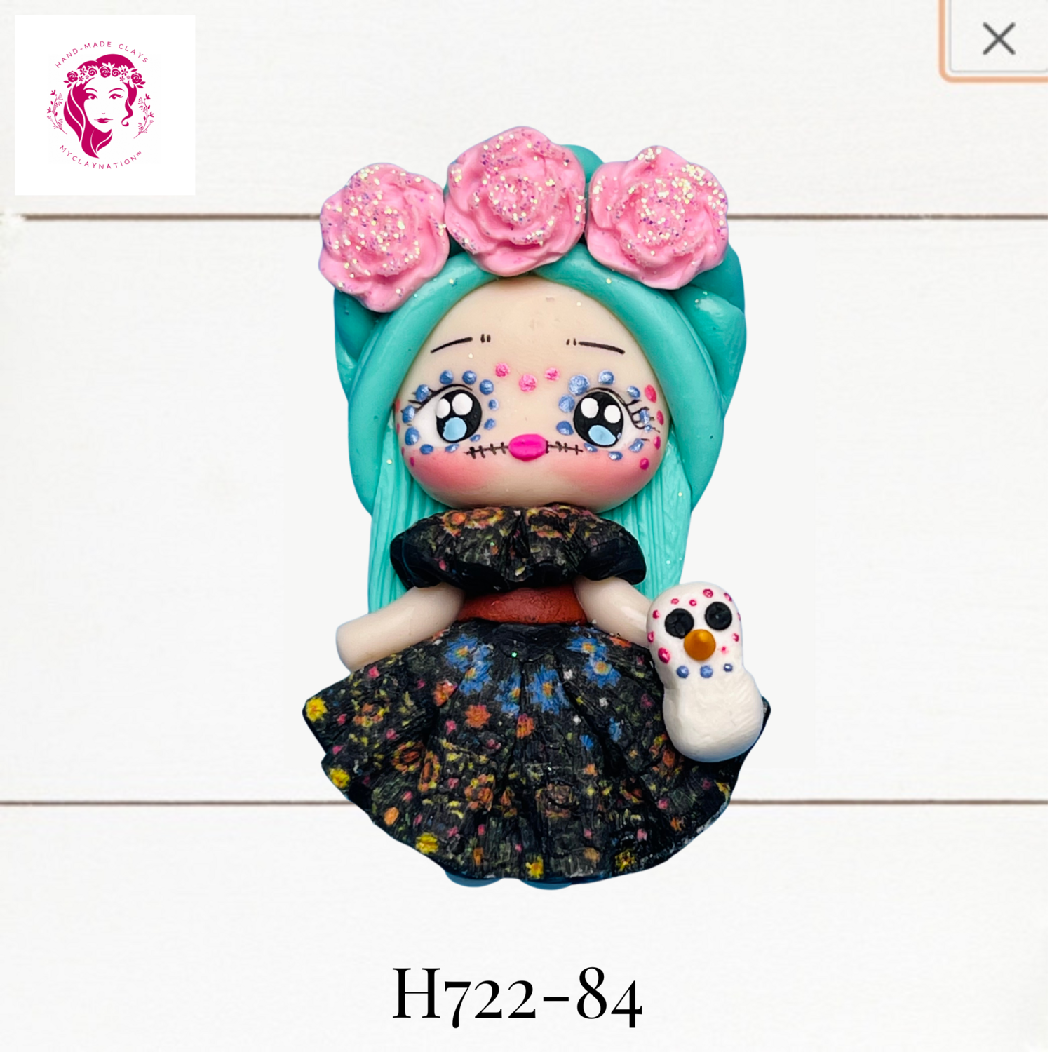 H722-84: Halloween Clay Bow Center