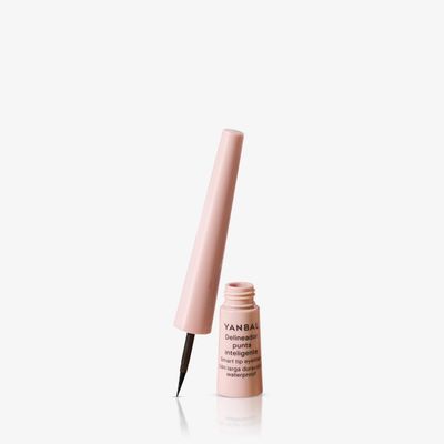Mujer - Delineador Punta Inteligente Negro Punta Súper flexible. Ultra versátil. Extremadamente precisa. Cualquier combinación es posible. 2.50 ml  Tono: Negro