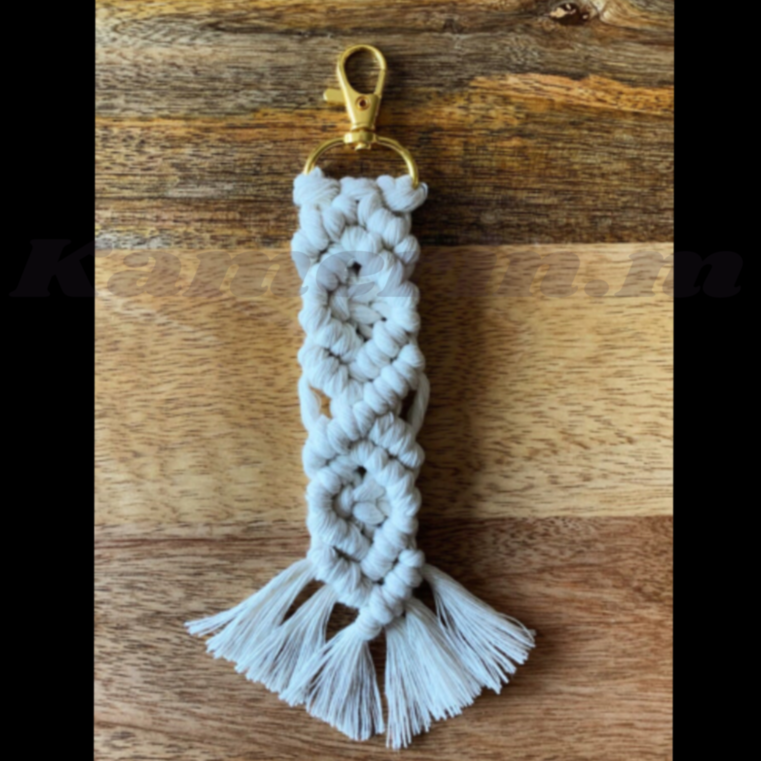 Macrame keychain