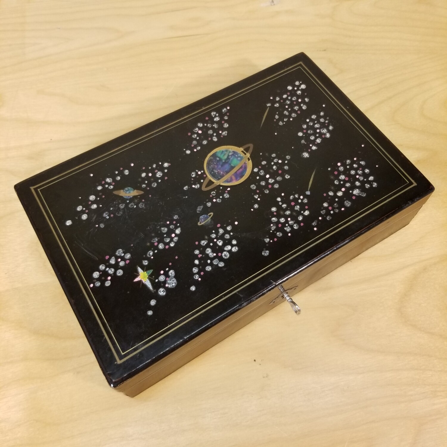 Japanese Lacquer Musical Jewlery Box with Key