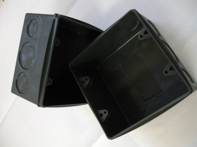 Caixa elétrica de embutir 4x4