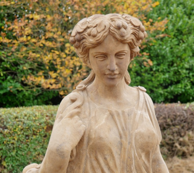 Lady with Grapes Stone Statue