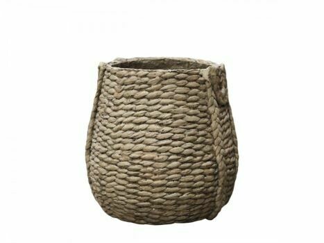 Set of Two Corte Closer Pots
Finish of Cement in a basket design pattern