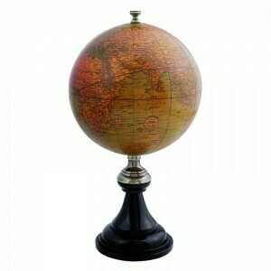 Versailles Globe
