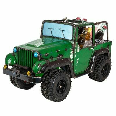 And what about this green 4x4 planter too? Ideal for potting out your plants with its good depth, or doubles up as a large capacity drinks cooler looking great on a bar or table top. 
Actually, at this fantastic size, it is just as good left as a 4x4!!!
