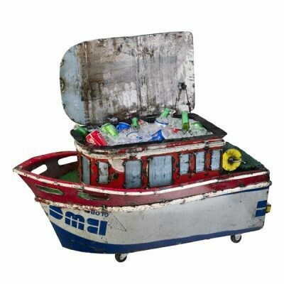 Ahoy there me hearties!! For that nautical look at your party or on the bar counter, this is just the best!! Apart from being a sizeable metal sculpture, the cabin roof lifts to provide a very large drinks cooler with plenty of room for the ice too. 