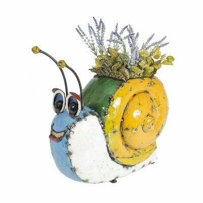 Sammy the Snail Recycled Sculpture Planter Here's fun! Sammy the Snail is 100% recycled metal and is a sizeable 57 cm long and high! A great centrepiece on a window sill or shelf. And he doesn't leave a slimy trail!