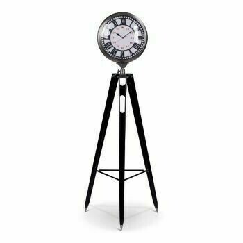 The Waterloo Tripod Clock is a beautiful timepiece and at over five foot tall it will look magnificent in your home.