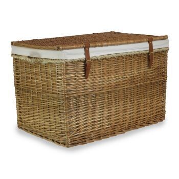 Steamed storage hamper with white lining
large Rectangular in shape with leather buckle straps