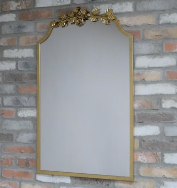 Julius Mirror