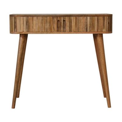 The Stripe Console matches the other pieces in our slightly retro-feel Stripe range. Made with solid Mango wood with an Oak effect finish.
