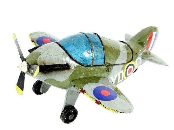 Chocs away!! Made entirely from recycled metal, this Spitfire model is a great focal point in the home or the office too.