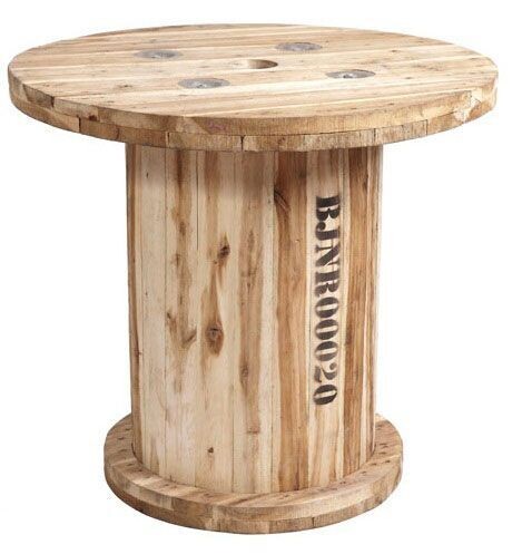 The BOB Junior spindle table is ideal with the BOB stools especially wherever you need to make maximum use of the space that you have.