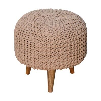 With a solid Mango wood frame and legs finished with an oak effect.