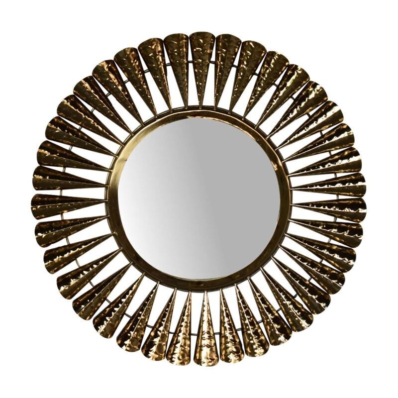 Circular Mirror
Outside Surround of brass finish Cones