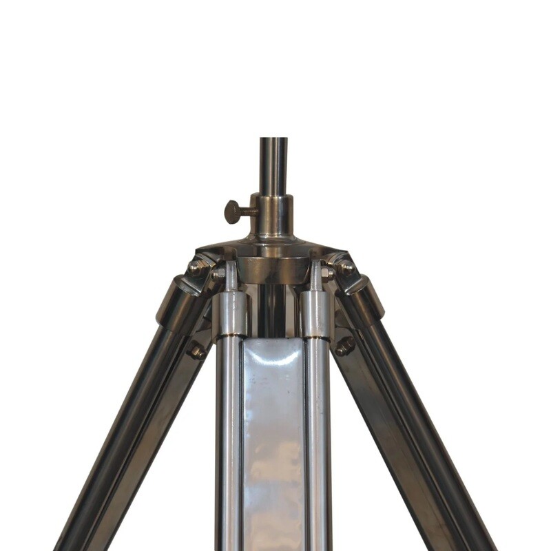 See the engineering that goes into this lamp.