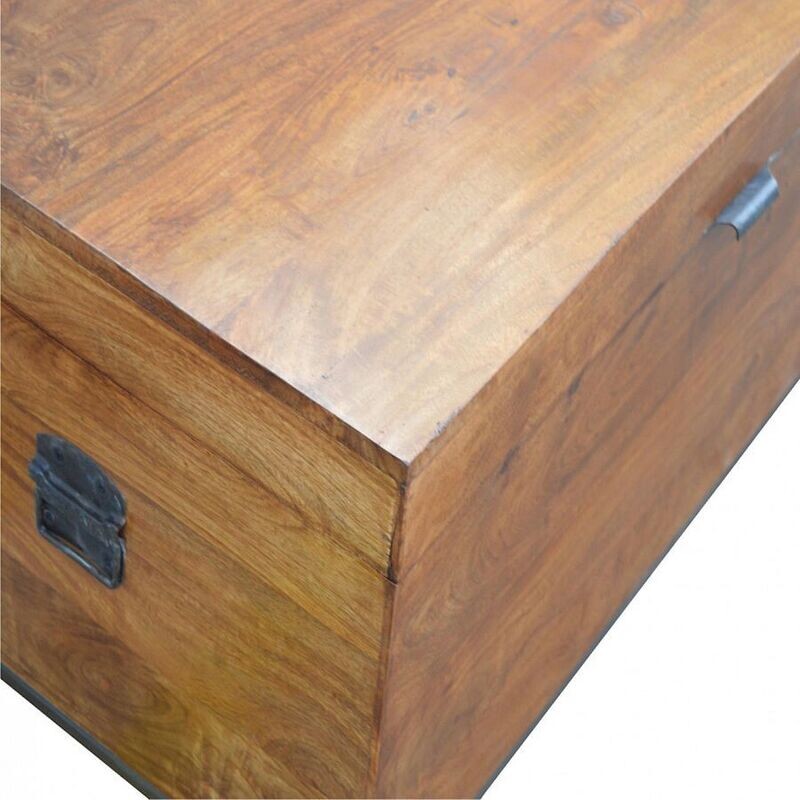 Beautifully made and extremely useful for storing clothing, soft furnishings, towels and bedding, as well as toys or all manner of things.
