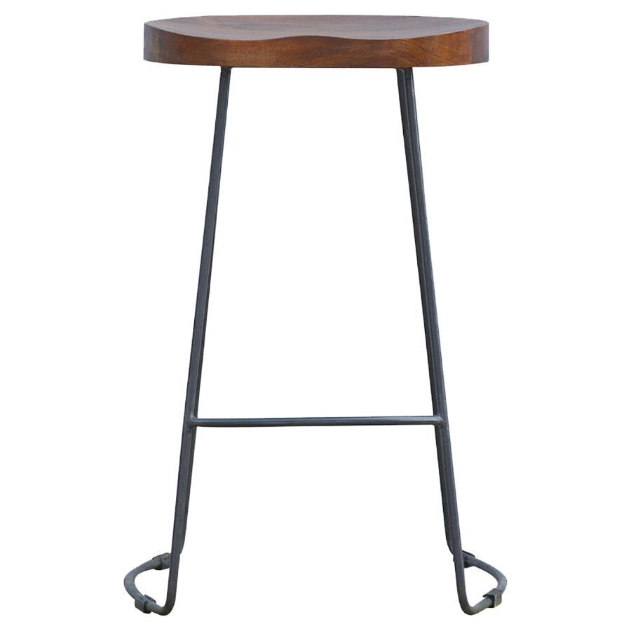 The Wheatsheaf Bar Stool is rather special, with iron legs and feet, and a seat worked to a comfortable shape by hand for sitting.
The seat is made from solid Mango wood, and finished in a chestnut shade. 
