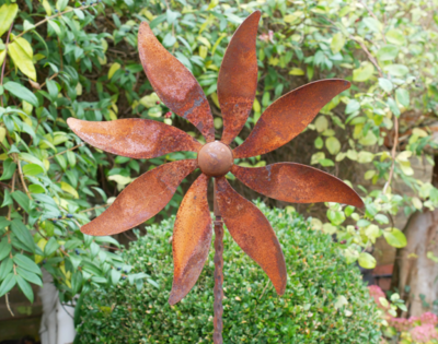 Flower Spinner Garden Art