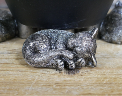 Cat Pot Stands (Set of Three)