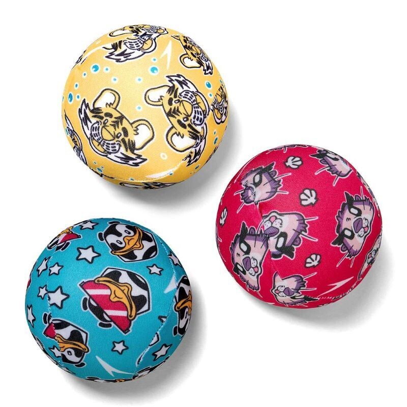 Speedo Learn to Swim Character Water Balls
Three balls in a blue, yellow and red finish with a character pattern.
Close up image