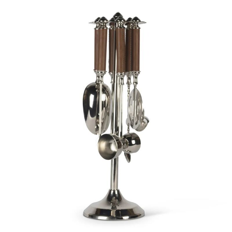 Everything you need for making the perfect cocktail - shaken or stirred!