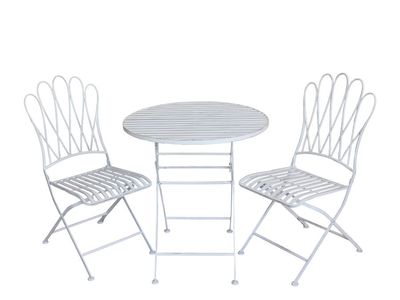 Antique Cream finish patio set. 
Looped back design on chairs,

