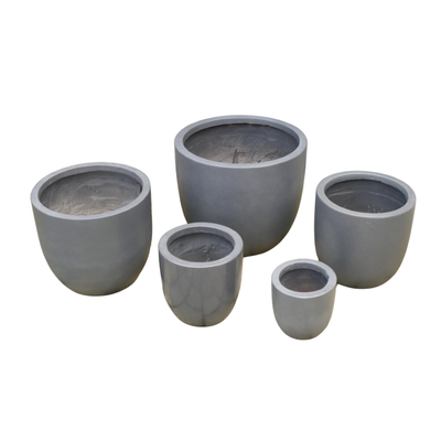 If you want a plain finish and stylish set of garden planters, then these are for you. All in the same style, this set of five Thacka garden planters are made from Feldspar Clay and come in an assortment of sizes to cover all your needs.