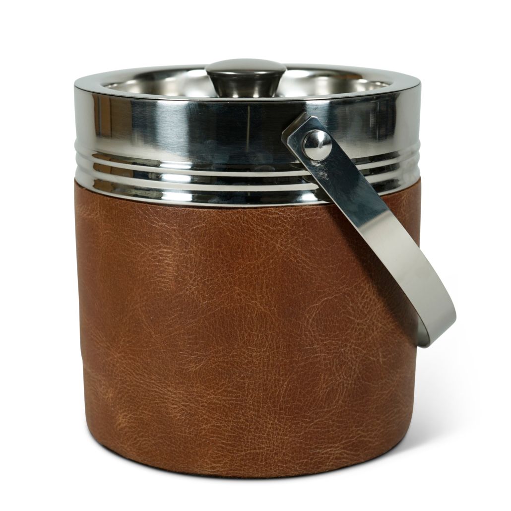 Ideal for your picnic or for a drink in the back of the Bentley, this travel ice bucket will enable you to have a proper Gin & Tonic or Pimms at all times.