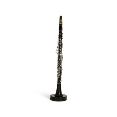 What a wonderful talking point this clarinet ornament will make.