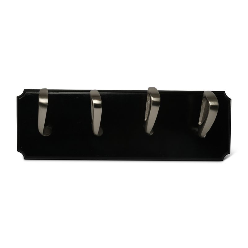 The golf club hangers look great in black.