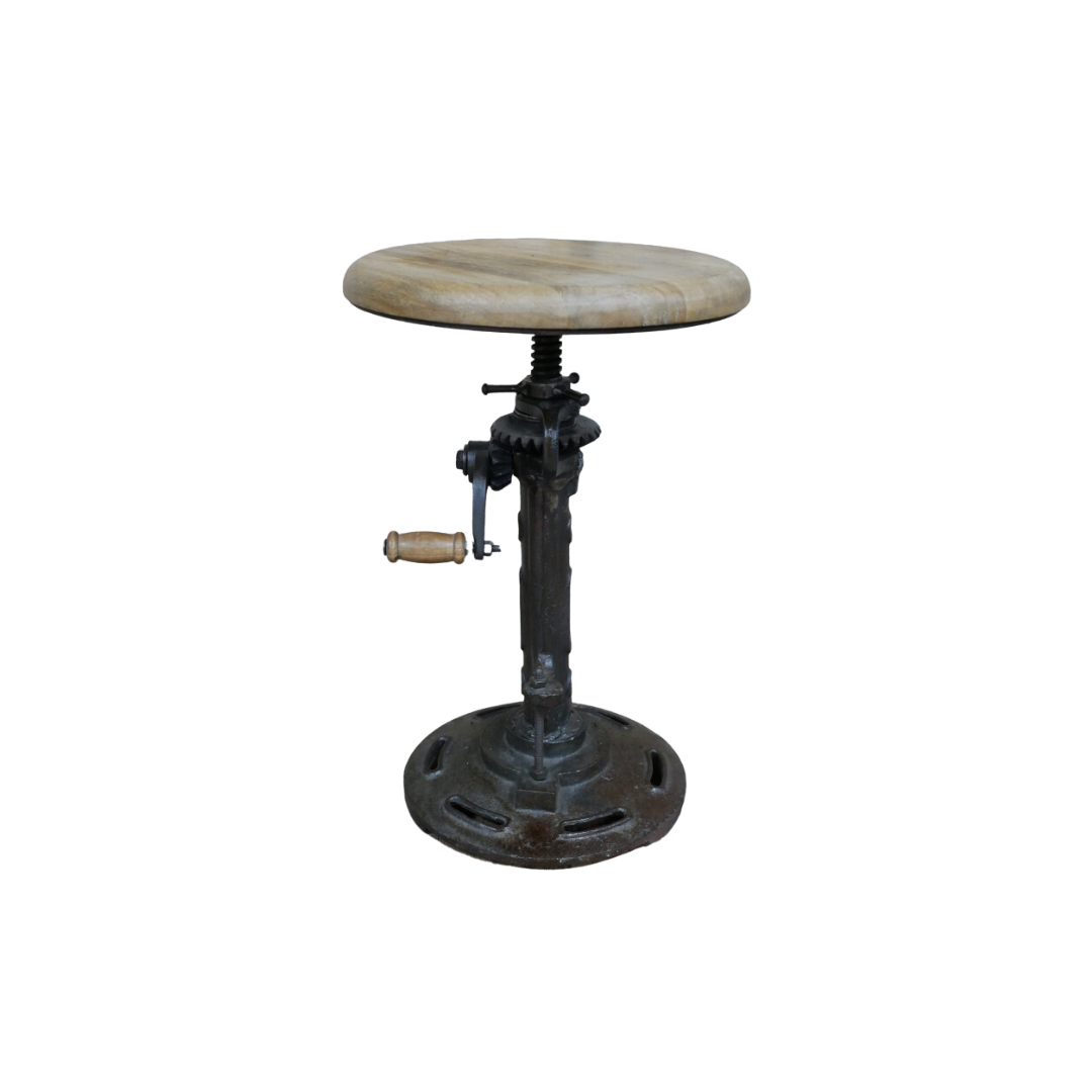 An interesting stool in an industrial style with a handle ratchet mechanism enabling the stool to be highered or lowered according to taste! Sturdy iron frame with mango wooden seat and handle.
Height can be adjusted by turning the handle, anywhere from 46 to 60 cm.
