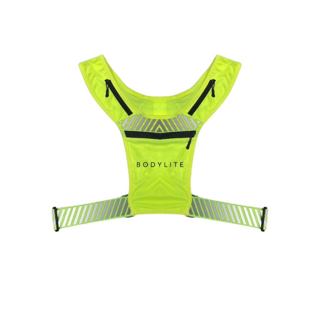 This is something you really must have. Not only does it enable you to go running on-road in complete safety,  but you can safely take your phone and keys etc with you, leaving your hands completely free!
Weighing just 11g, it is shown here in a luminous green colourway.