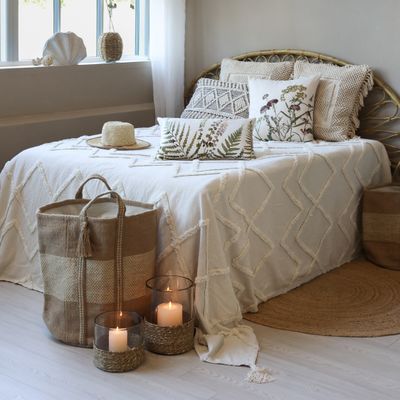 Chic Simplicity Bedspread
Cream tassels and Zig Zag Raised Design
Dressed Bed with Simplicity Cushions