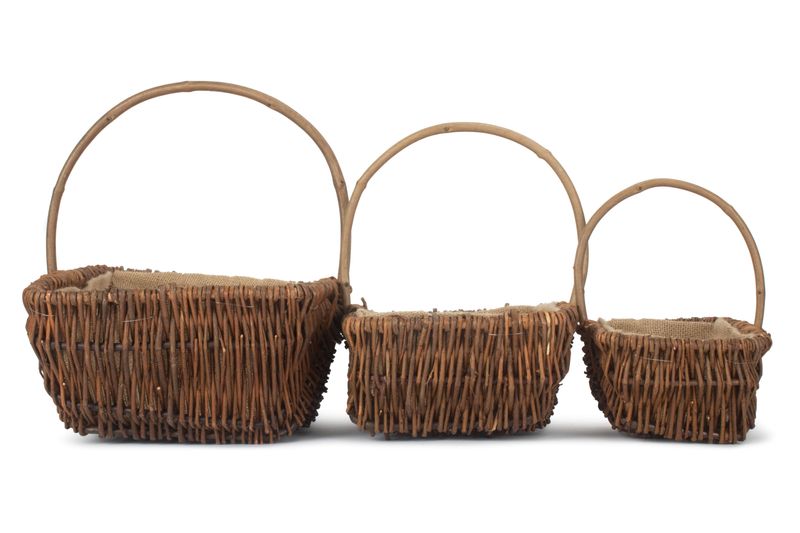 Rectangular Unpeeled Willow Garden Trug With Hessian Lining Set of Three
End elevation lined up