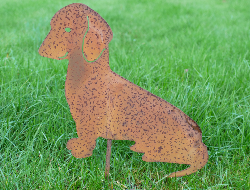 Reba Sitting Dog Rusty Garden Art