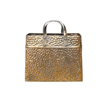 A very attractive planter in the style of a bag, but instead of fabric it is made from hammered metal in a copper type of finish.
Suitable for artificial plants or flowers only. 
Front view shown.
Height 36 cm and width 33 cm.