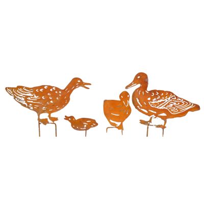 A whole family of four rusty metal ducks to give a centre of attraction to your garden.