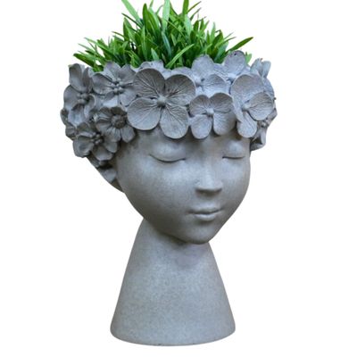 Cassandra Head Planter
Grey Head with closed eyes and floral crown
Dressed with plant