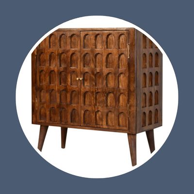 Salisbury – Classic Furniture with Timeless Sophistication