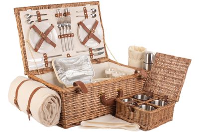 Four Person Deluxe Picnic Hamper