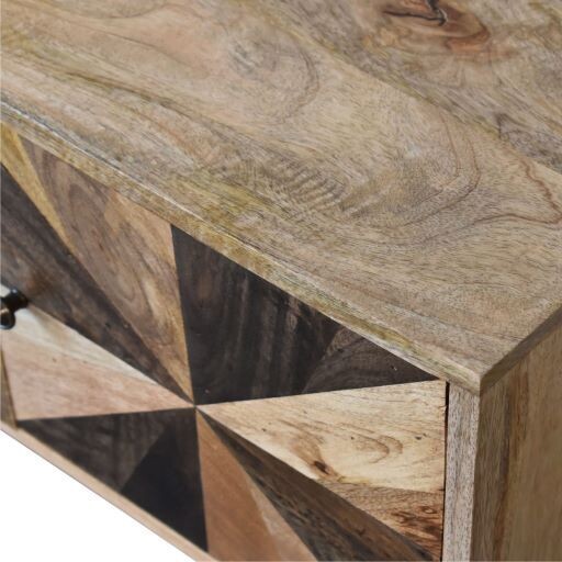 See the attractive inlay wood design